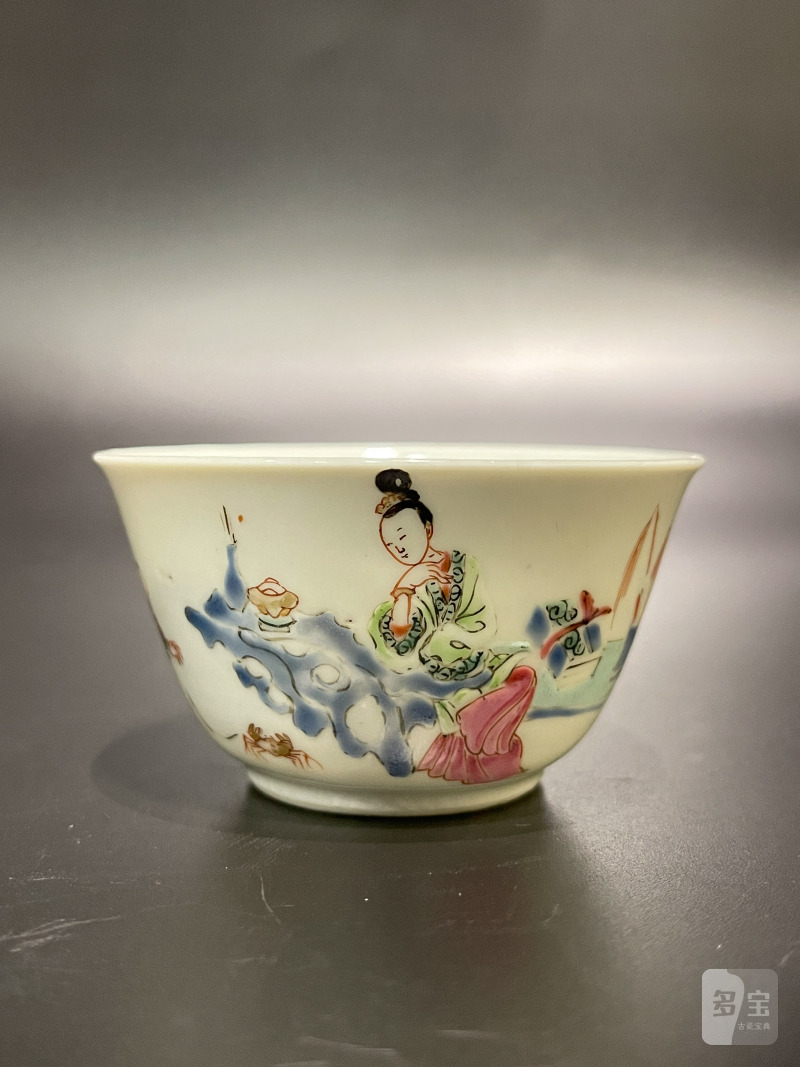 清雍正 粉彩三娘教子图杯 - 图2
